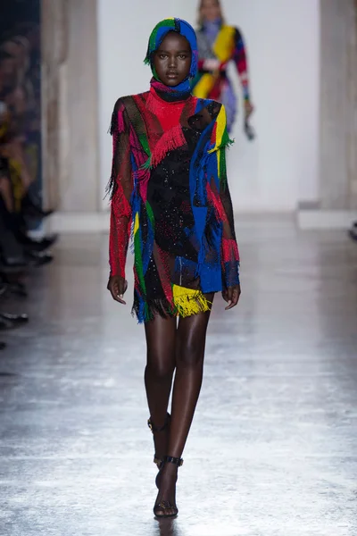 Look 46